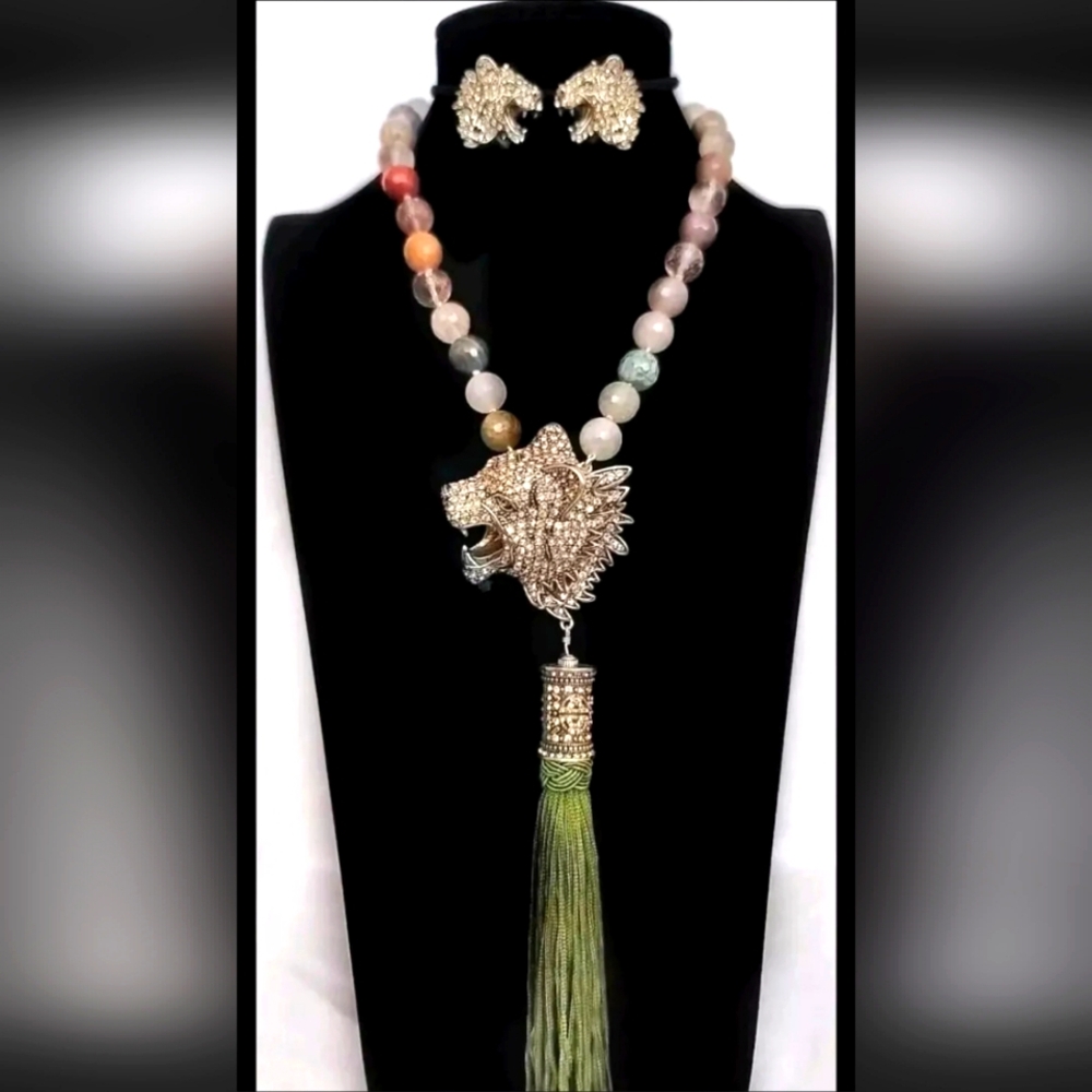 Heidi Daus Wolf Necklace And earrings Set
